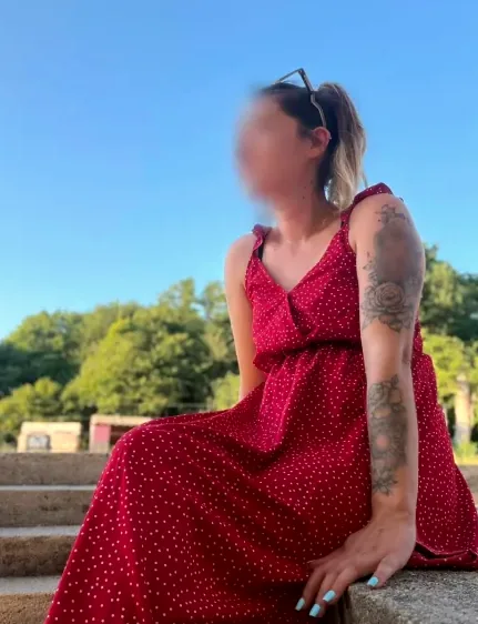 Andrea, 34