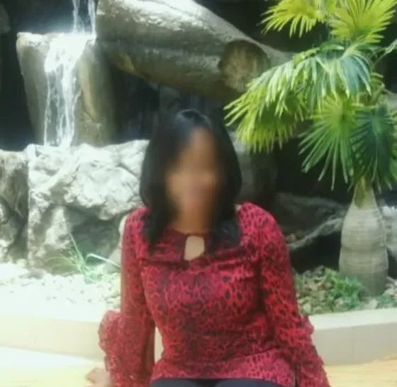 Ayse, 30