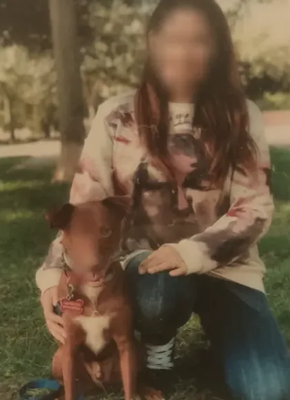 Emilia, 35