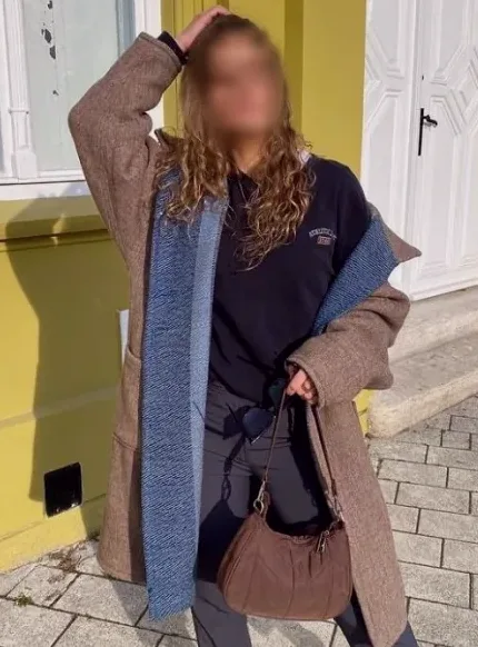 Leonie, 22