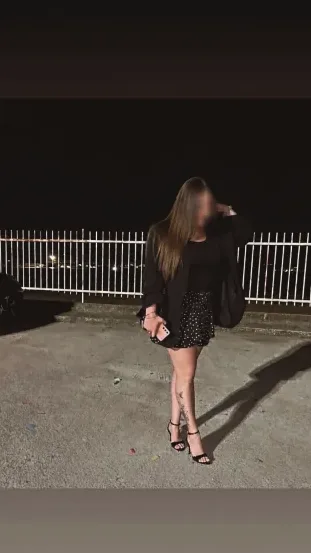 Maike, 23