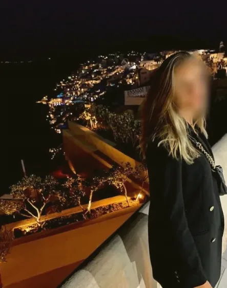 Marina, 32