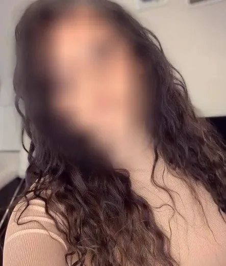 Mira, 35