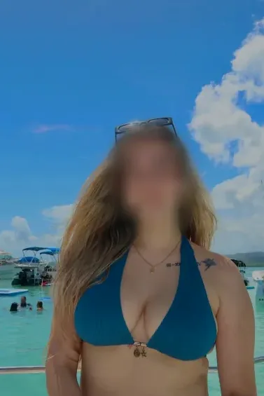 Özlem, 21