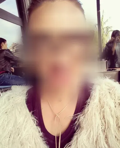 Simone, 35