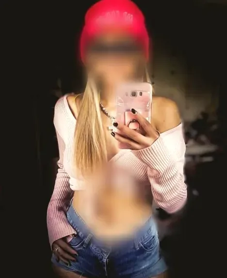 Svenja, 36